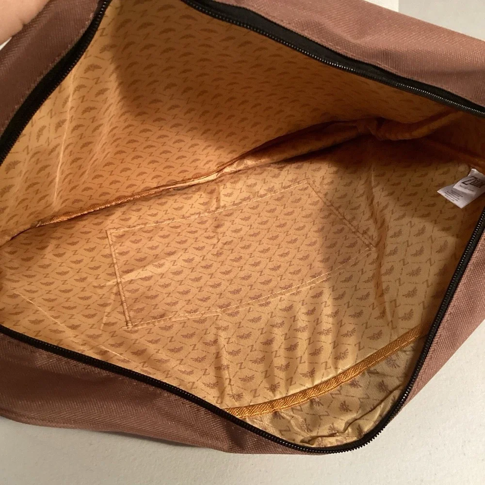 Zelda Breath Of the Wild Nintendo Messenger Bag CultureFly Brown